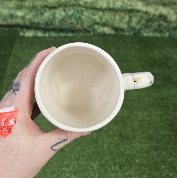 Stranger Things Core Home Christmas String Lights 18fl.oz Mug NEW! - Picture 11 of 11